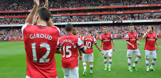 手感冰凉！浓眉未伤退半场0分还要追溯到近10年前