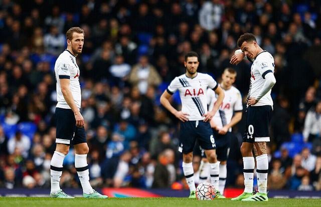 意甲战报：普利西奇梅开二度，米兰让二追三3-2逆转都灵（意甲：普利西奇双响，米兰连扳三球3-2逆转都灵）