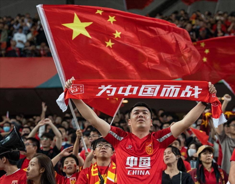 卫报评2025百大球星70-11名：C罗51，梅西34，维尼修斯22（卫报揭晓2025百大球星第70至第11位：C罗第51、梅西第34、维尼修斯第22）