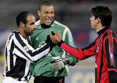 创造历史！弗拉格成为NBA历史上单场助攻上双最年轻的球员