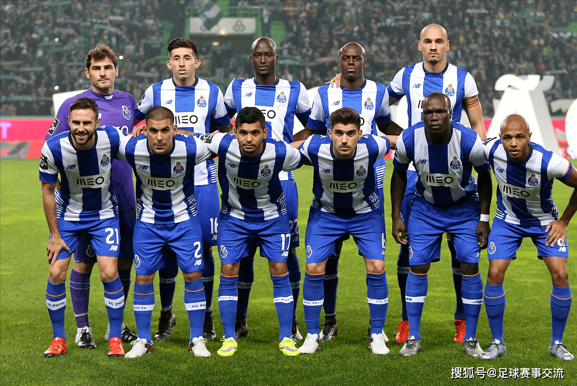 FC ONLINE｜中超争冠终章来袭！沪上双雄末轮定江山（FC ONLINE｜中超夺冠大结局将至：沪上双雄末轮一战定乾坤）