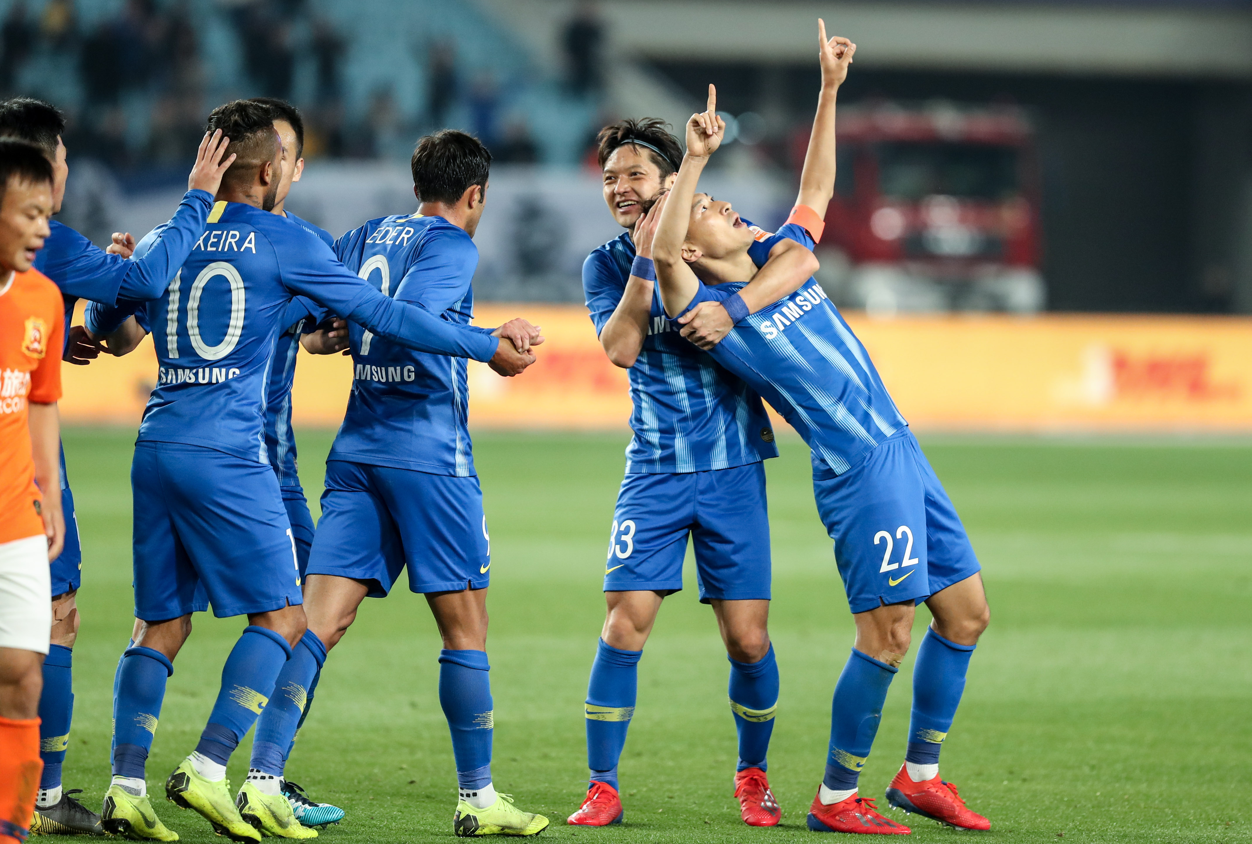 英媒：利物浦准备总价1.4亿镑再次报价伊萨克，预计今天送达