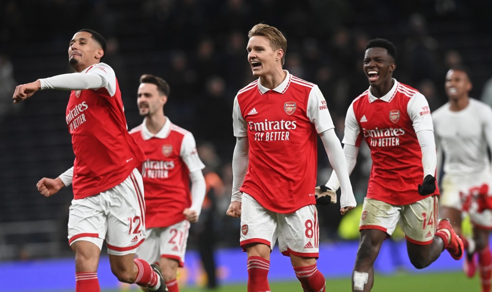 圆满退役！阿尔巴&布斯克茨：实现所有梦想，人生进入新阶段