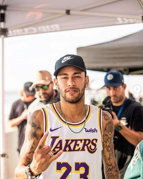 葡萄牙总统：我们有机会进11球，C罗肯定遗憾没有参加比赛（葡总统：本可攻入11球，缺席的C罗难免遗憾）