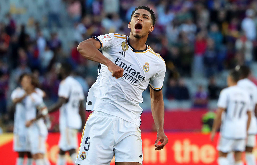 布朗过去6场场均33.3分7.3板7.2助，带队5胜1负