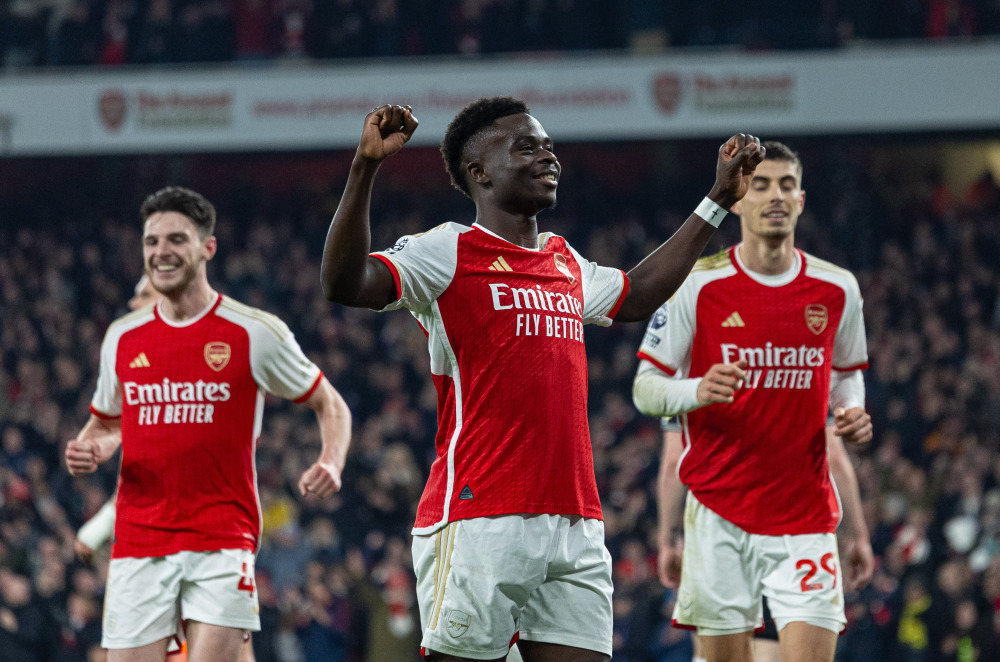 足球比赛临场指挥的艺术（足球临场调度之道）