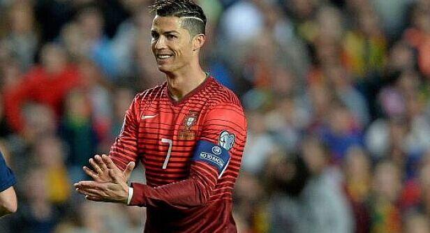 记者：拜仁考虑通过引进巴莱巴以顶替去向未明的格雷茨卡