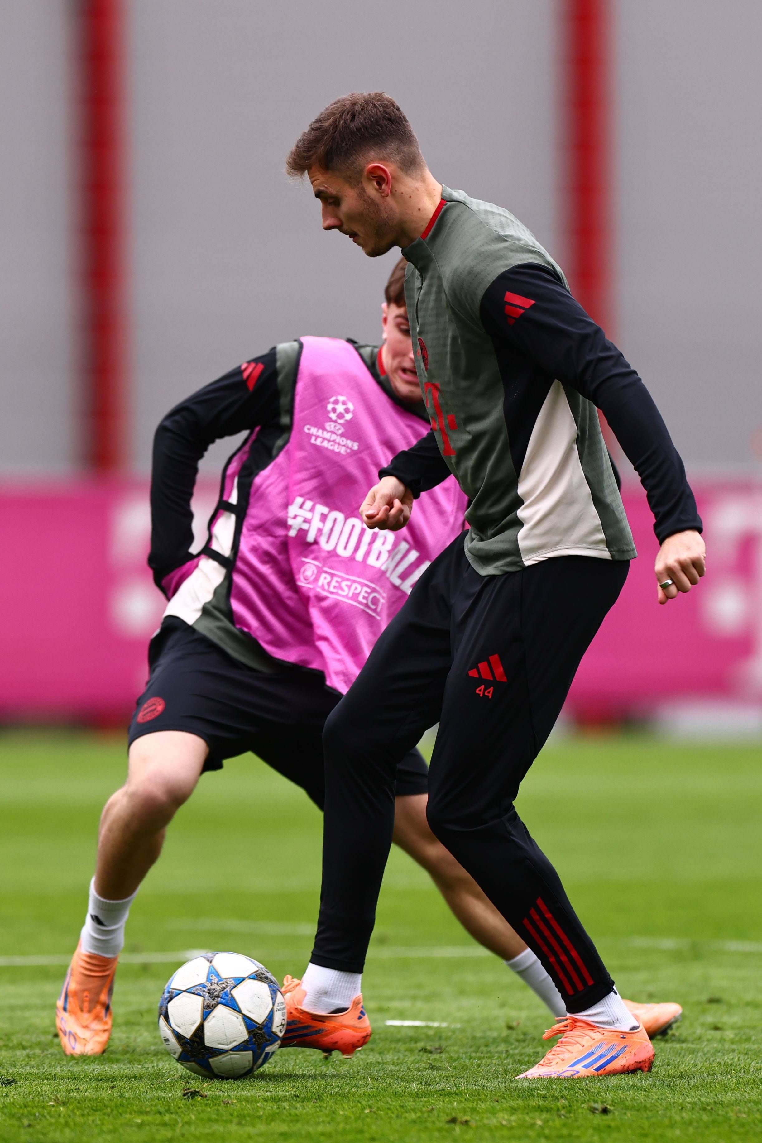 布恩迪亚本赛季英超替补登场打入3球，多于任何其他球员