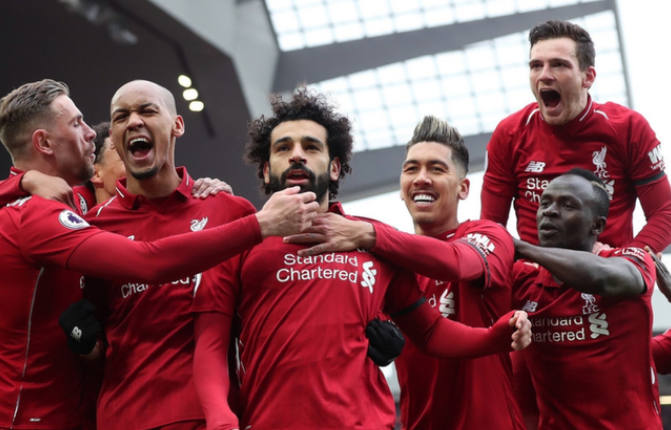 早报：皇马主场翻车，那不勒斯登意甲榜首