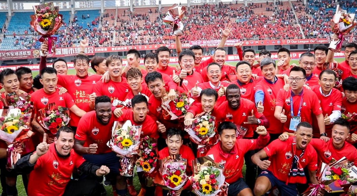 客战伯恩利半场被换下，里斯赛后社媒报平安：我一切都好（客场对阵伯恩利仅踢半场被换，里斯赛后发文报平安：我没事）