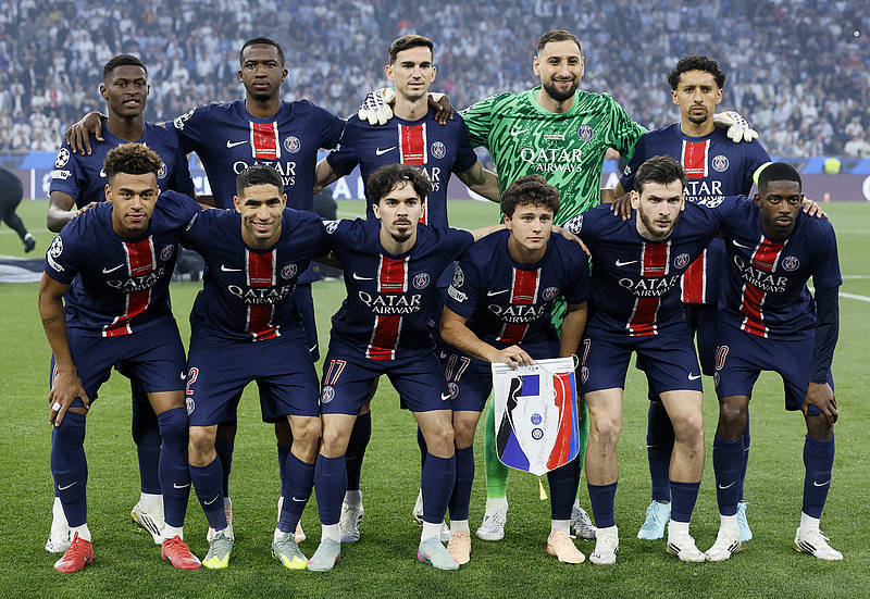 阿莱格里31场米兰和都灵德比取胜19场，仅输5场