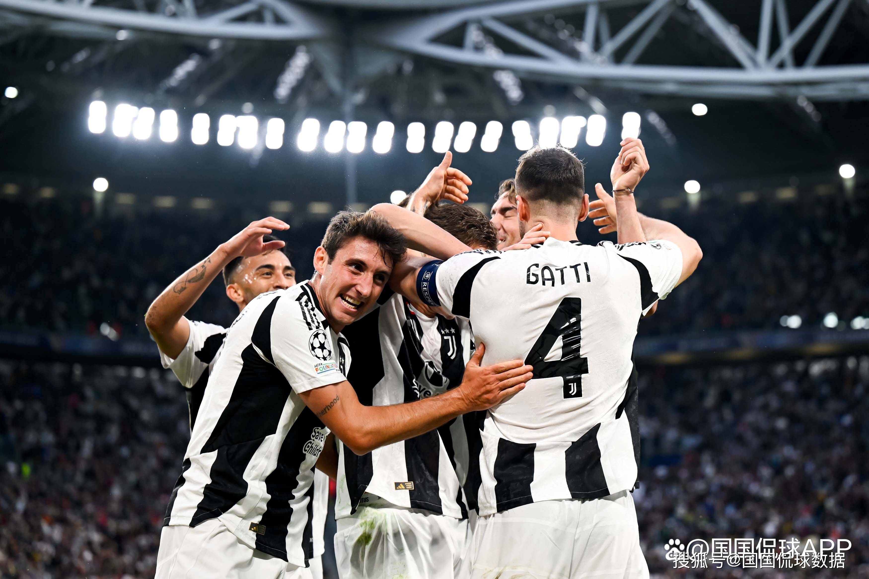 弗罗因德：在和合同将到期的球员谈话，转会窗不让我们紧张