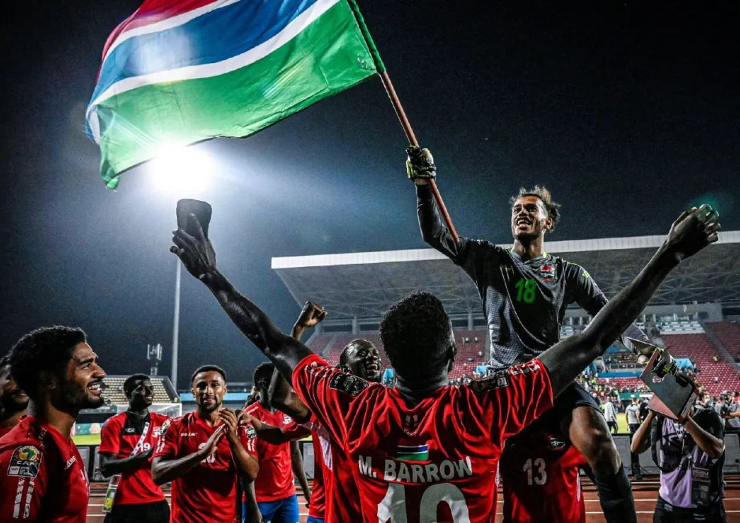 斯基拉：因西涅愿加盟拉齐奥，120万欧年薪签约至27年