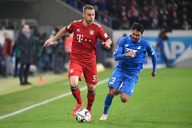 皇马又贡献了一次防守的反面教材 有点像表演赛的踢法