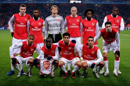 足协杯决赛收官，中国足球寻找“强力伙伴”共赴新征程（足协杯决赛落幕，中国足球携强劲伙伴开启新征程）