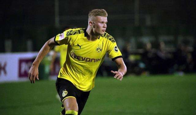 今天是北京时间2025年12月10日星期三，欢迎收看早报！